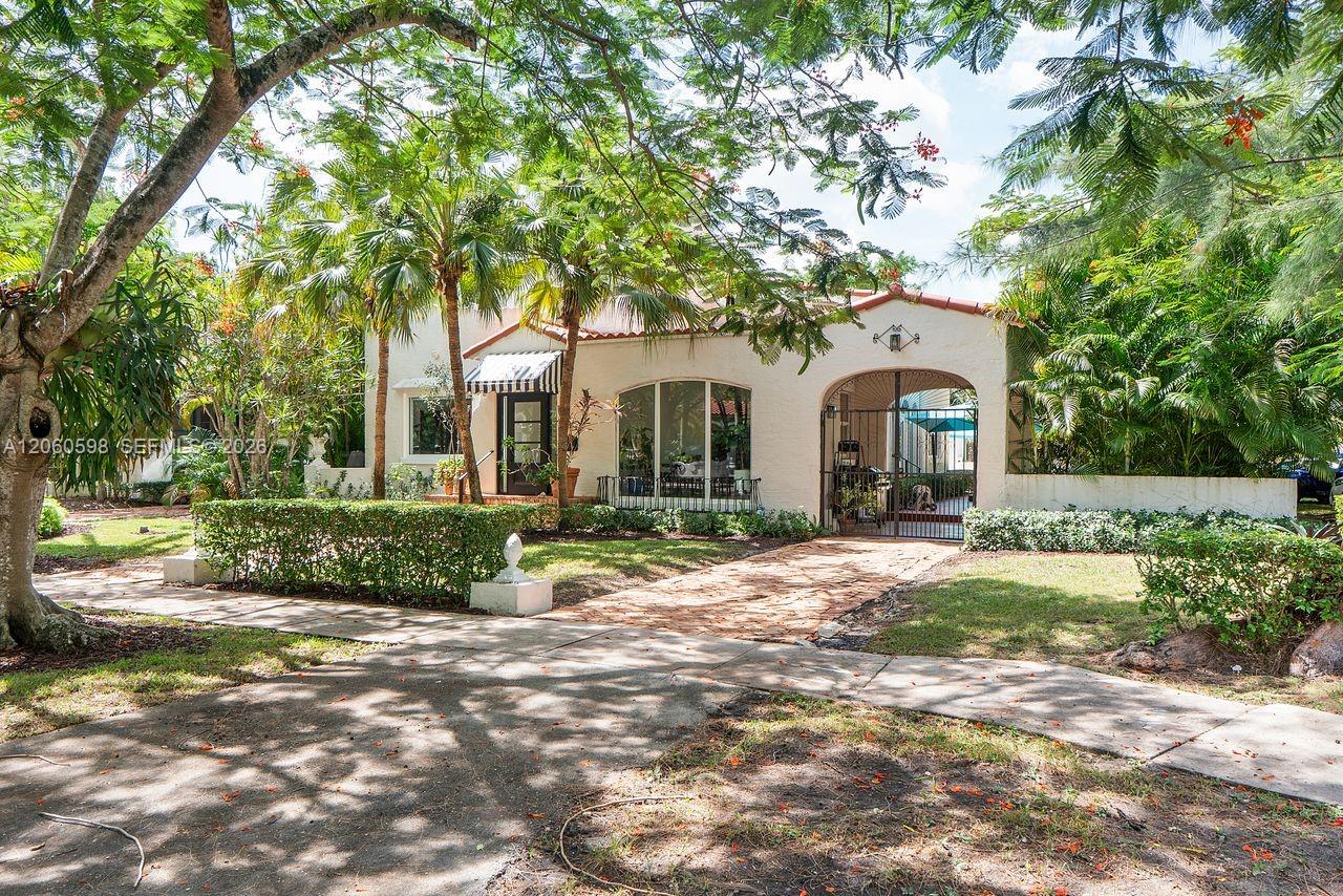 1042 Sorolla Avenue