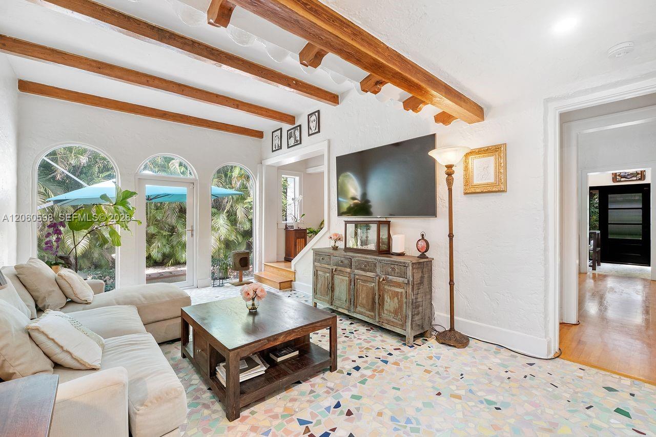 1042 Sorolla Avenue