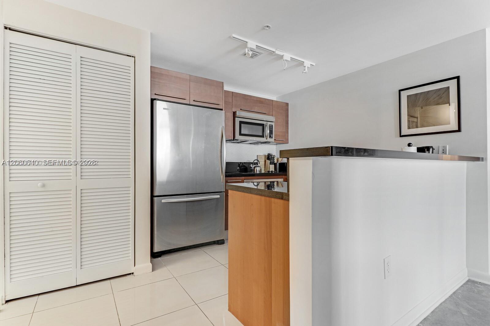 253 NE 2nd Street