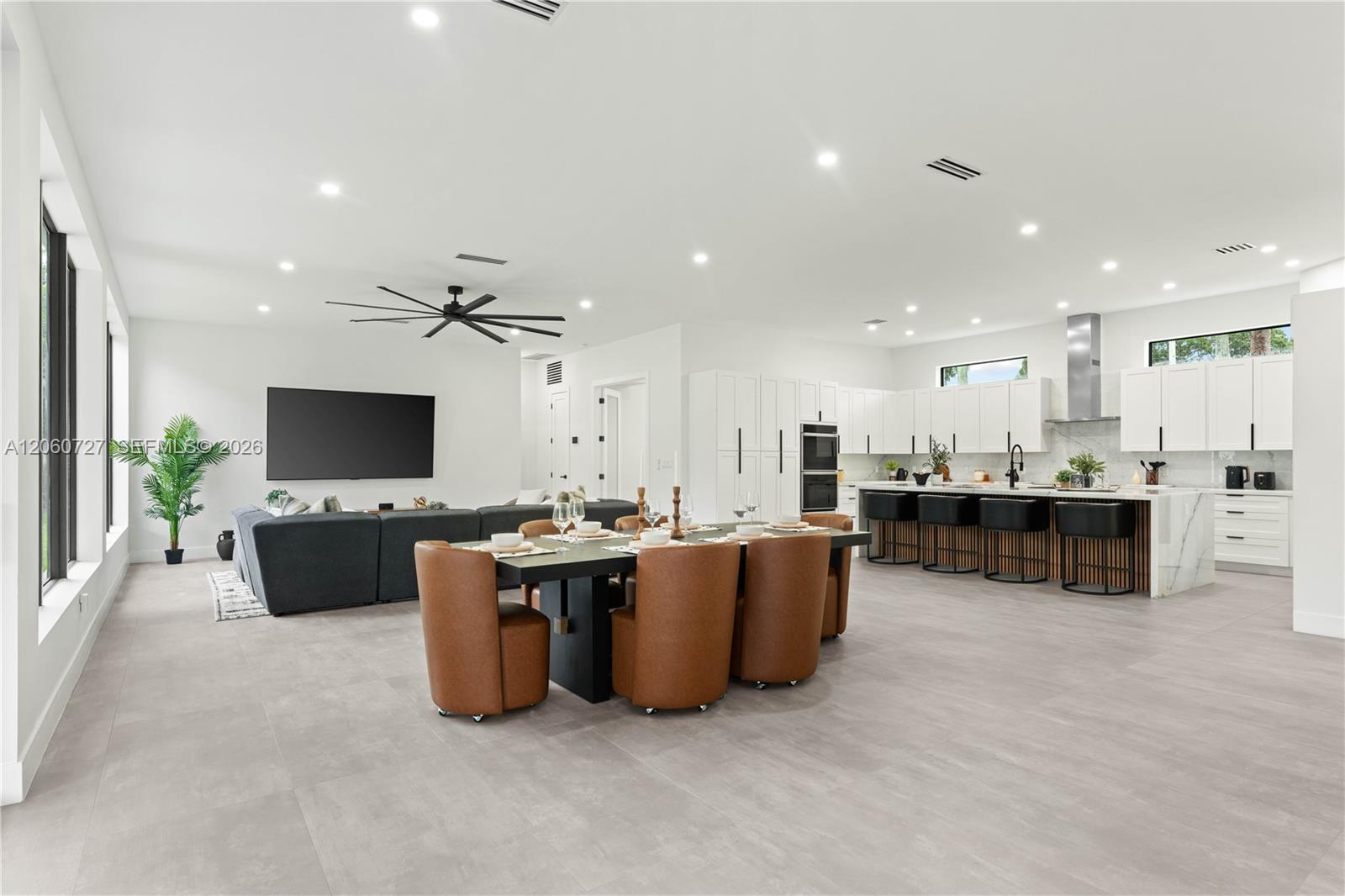 360 Holly Lane