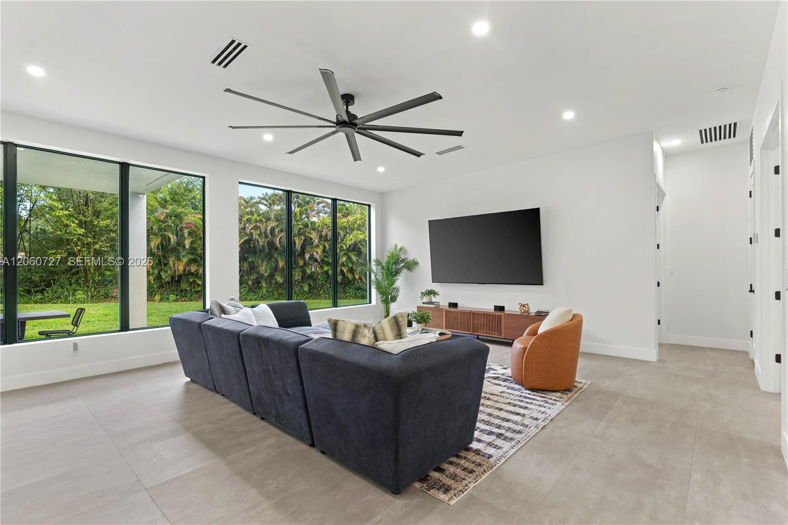 360 Holly Lane