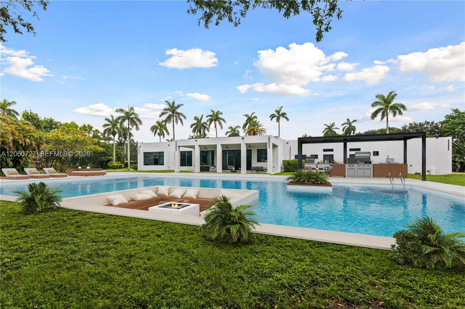 360 Holly Lane