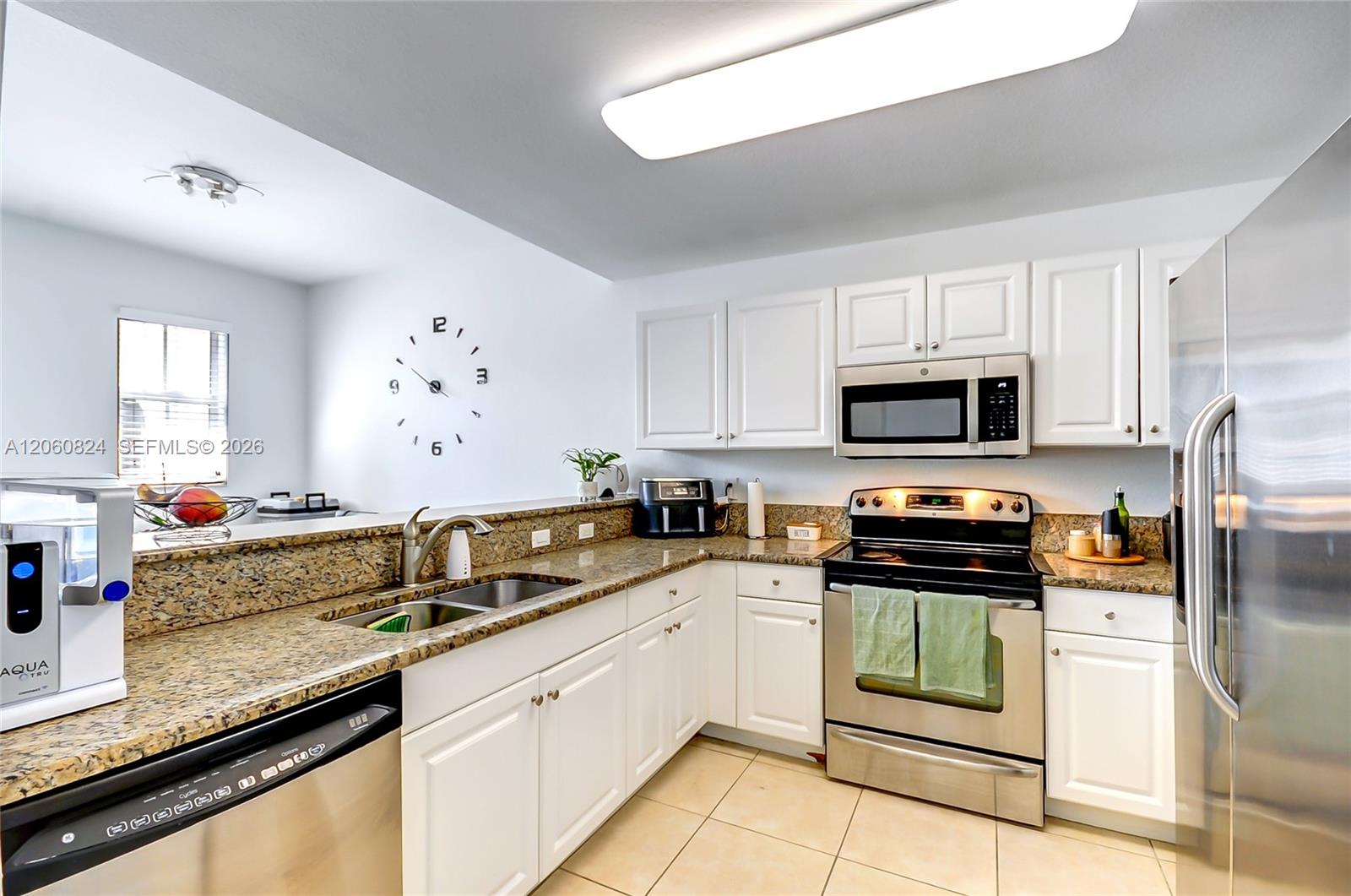 11403 NW 89th Street