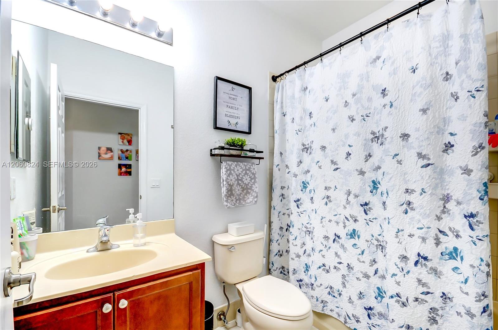 11403 NW 89th Street
