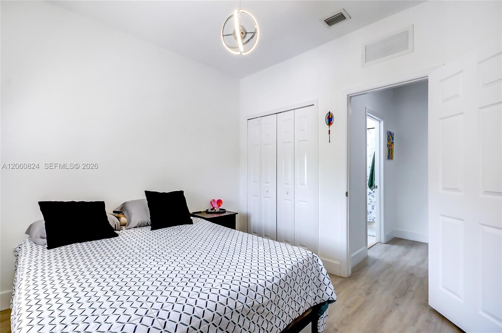 11403 NW 89th Street