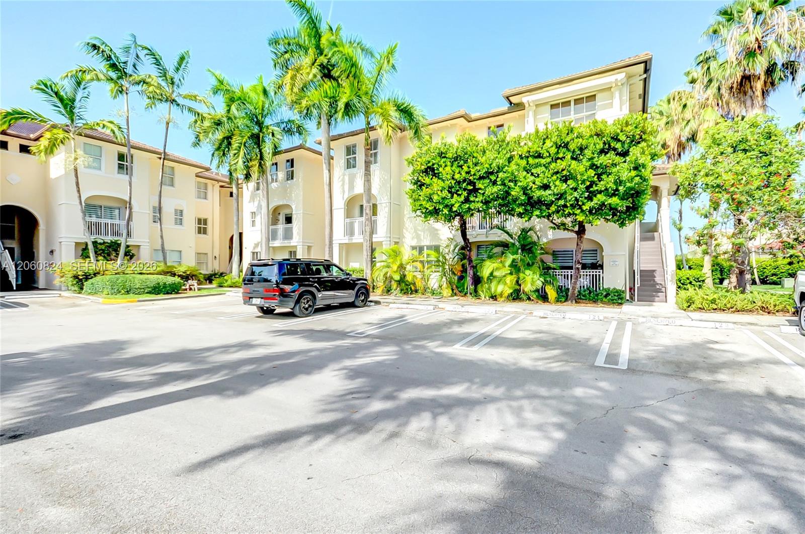 11403 NW 89th Street