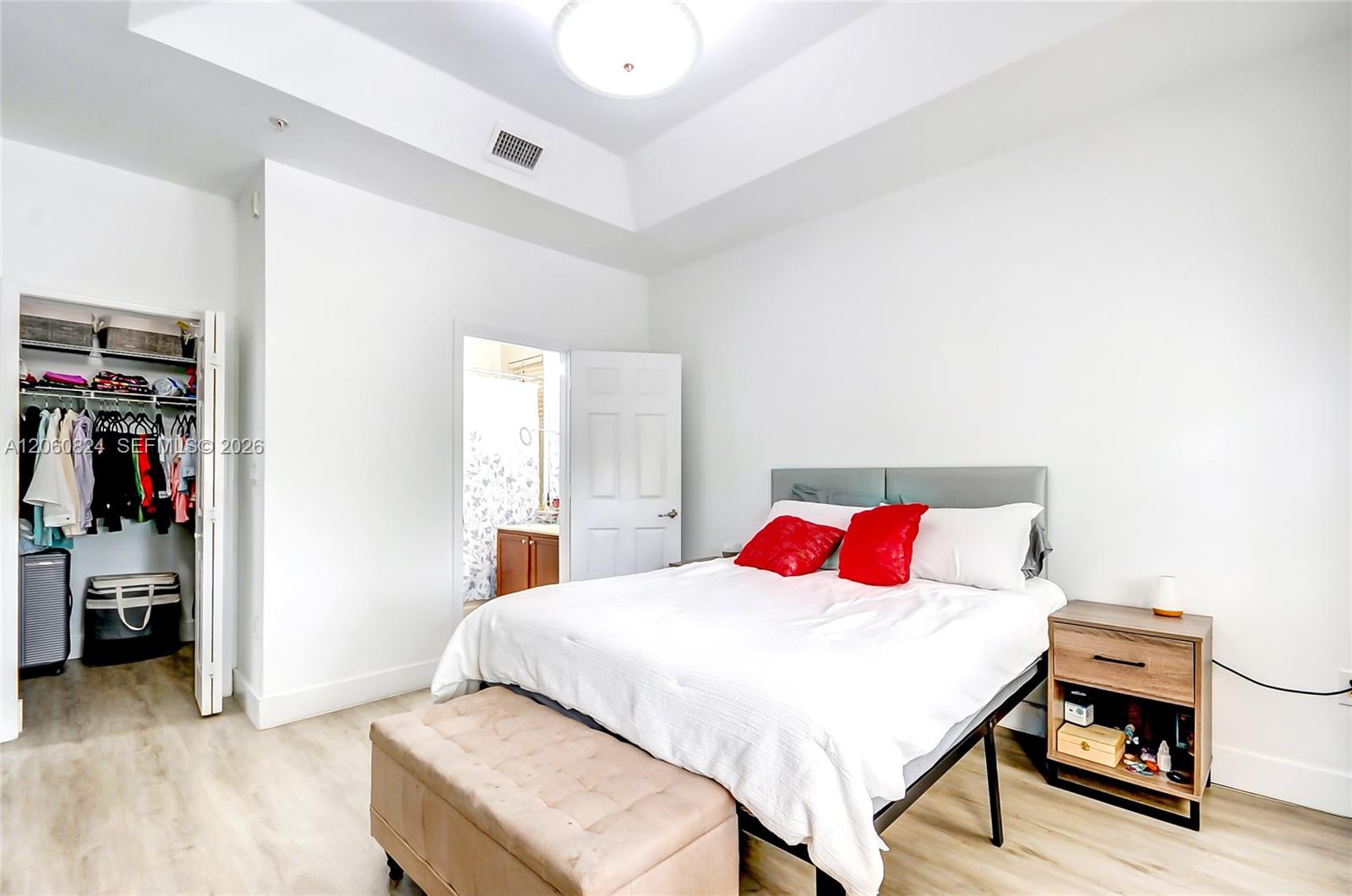 11403 NW 89th Street