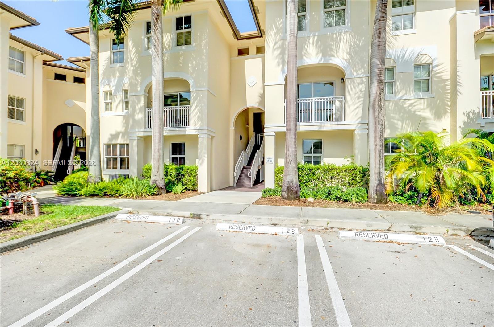 11403 NW 89th Street
