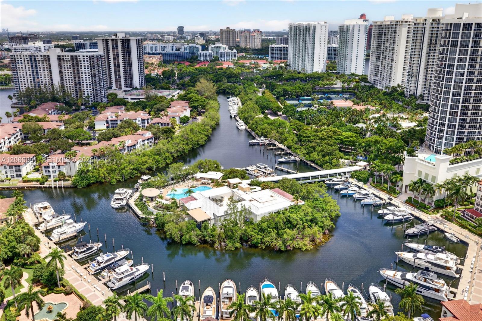 2000 Island Boulevard