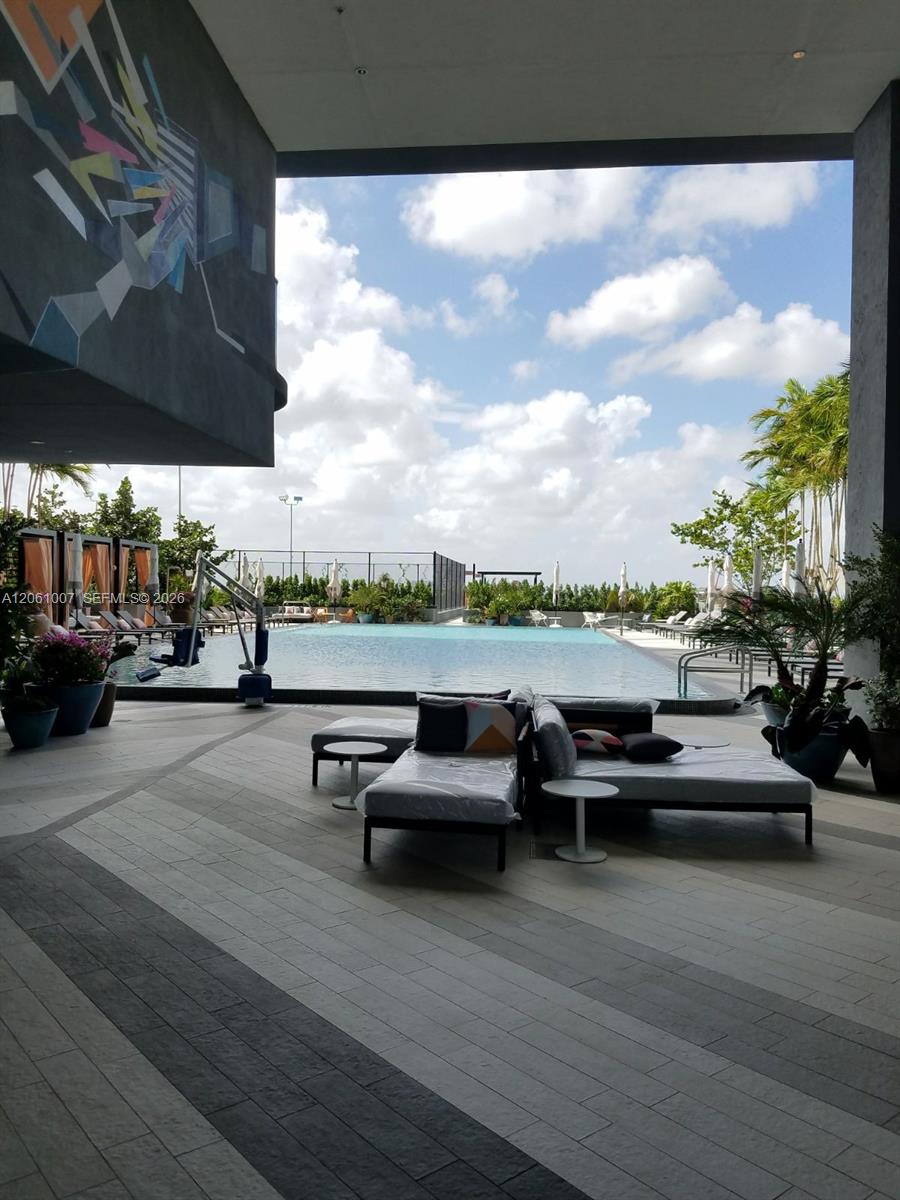 121 NE 34 Street
