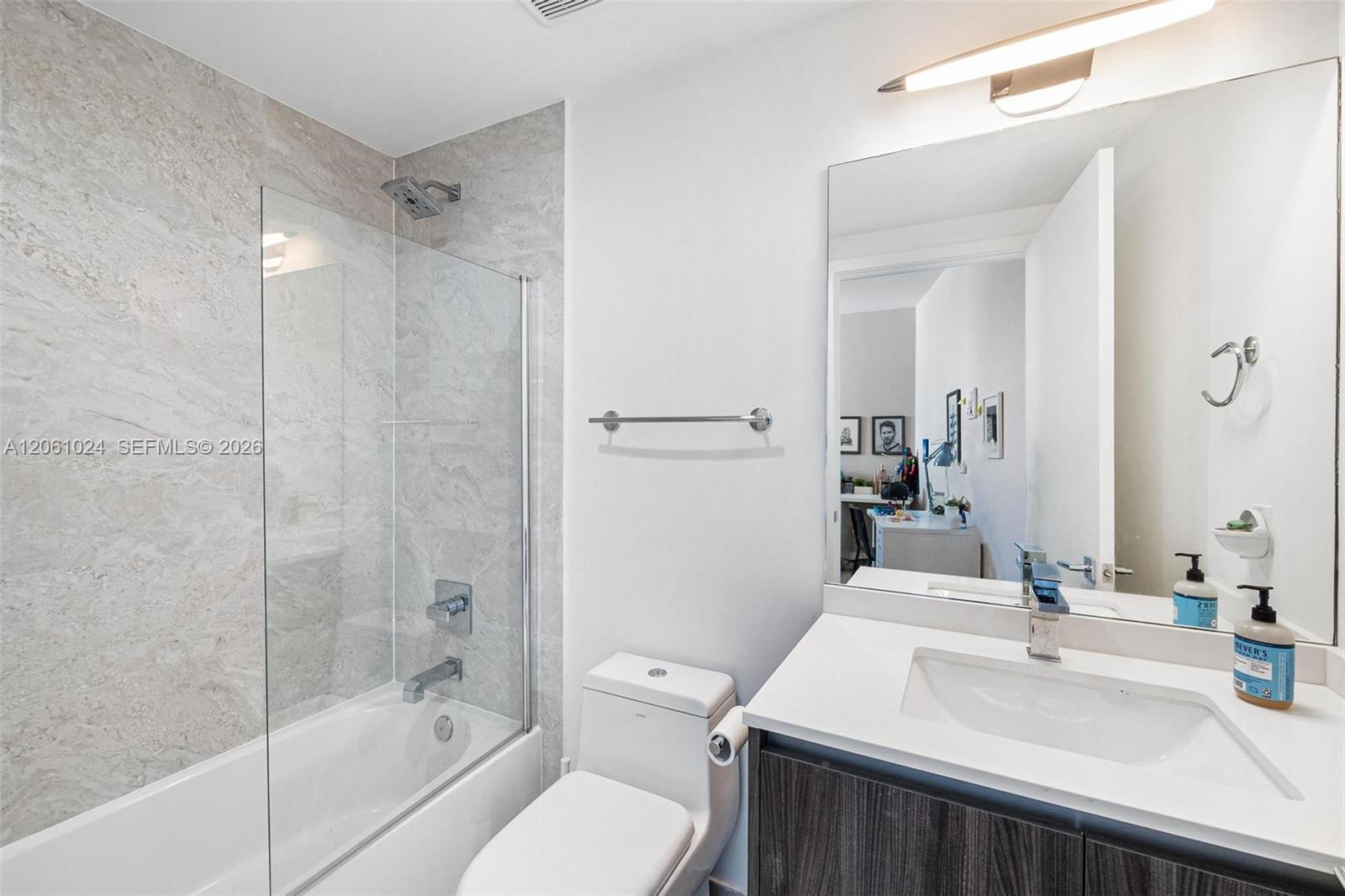 488 NE 18th Street