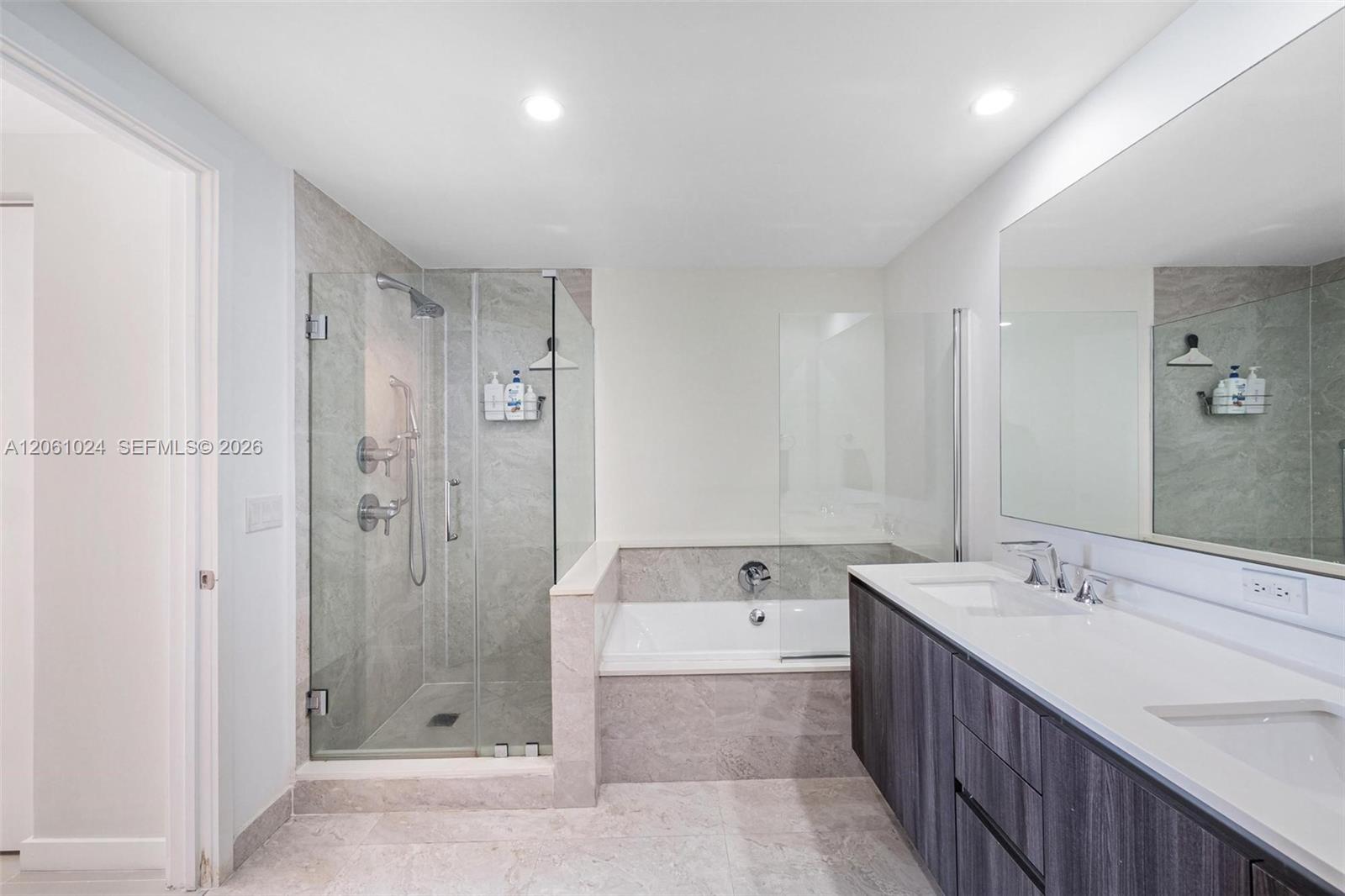 488 NE 18th Street