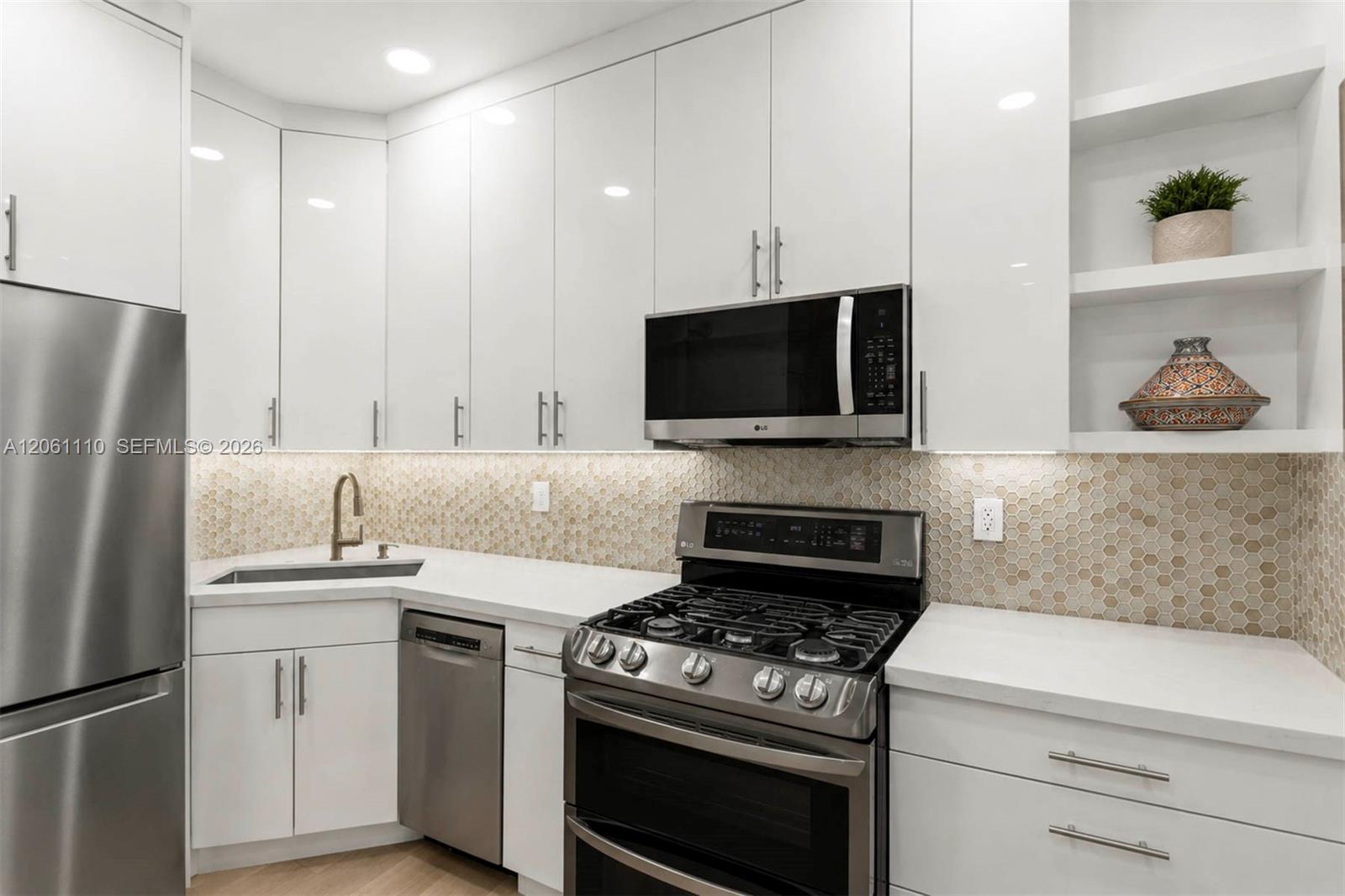 1644 SW 9th Street