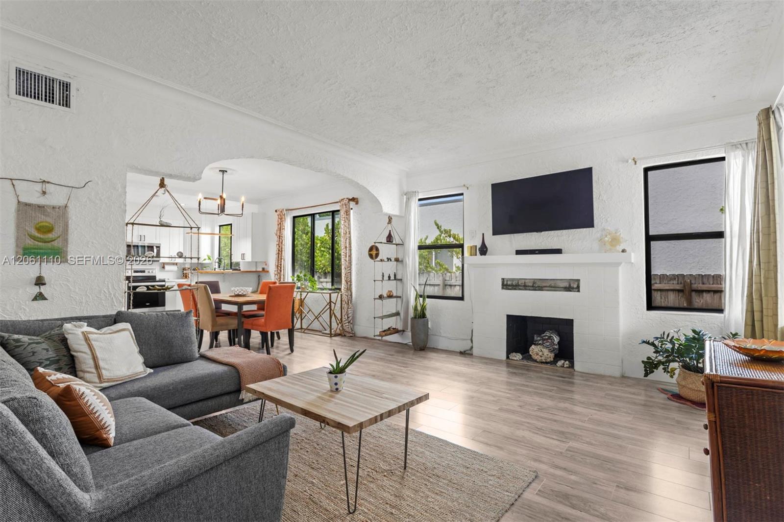 1644 SW 9th Street