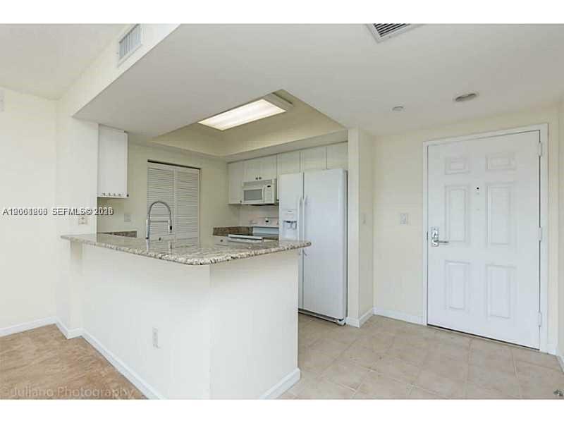 19501 W Country Club Drive