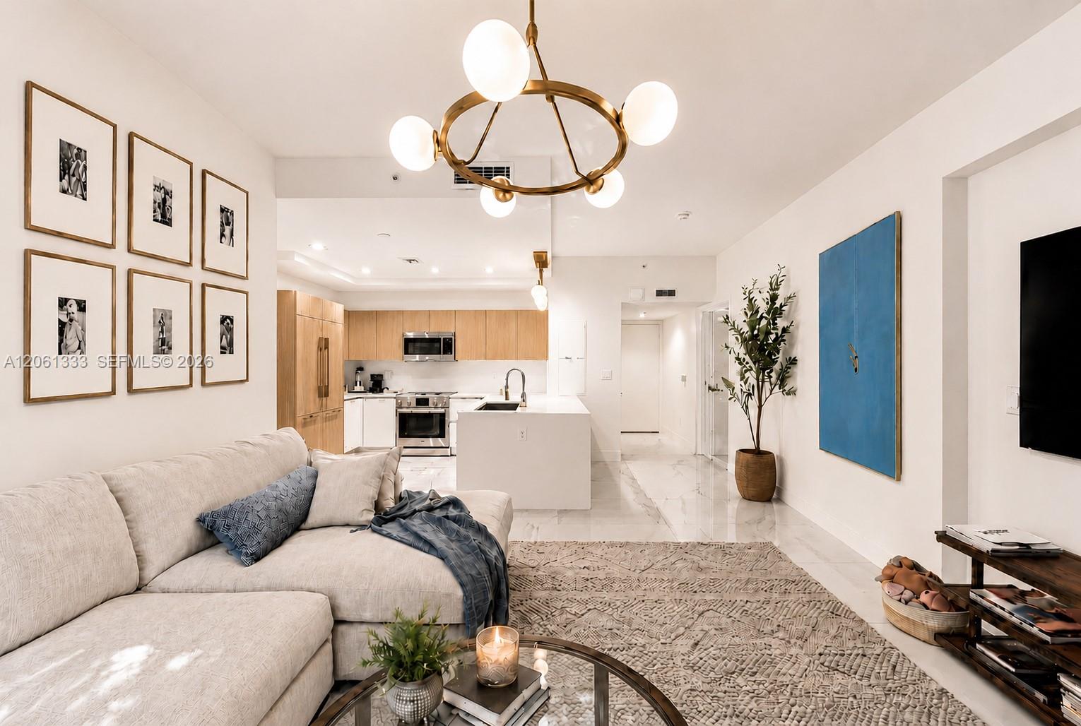 455 NE 39th Street