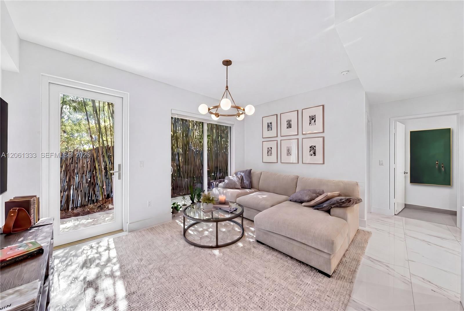 455 NE 39th Street