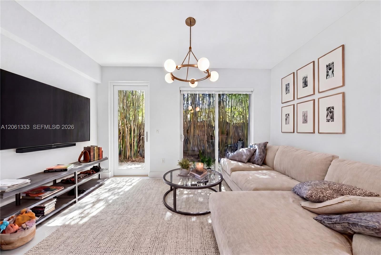 455 NE 39th Street