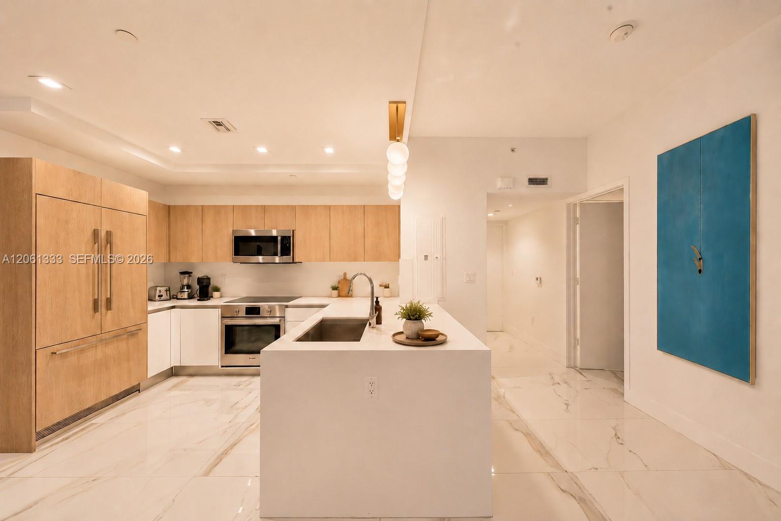 455 NE 39th Street