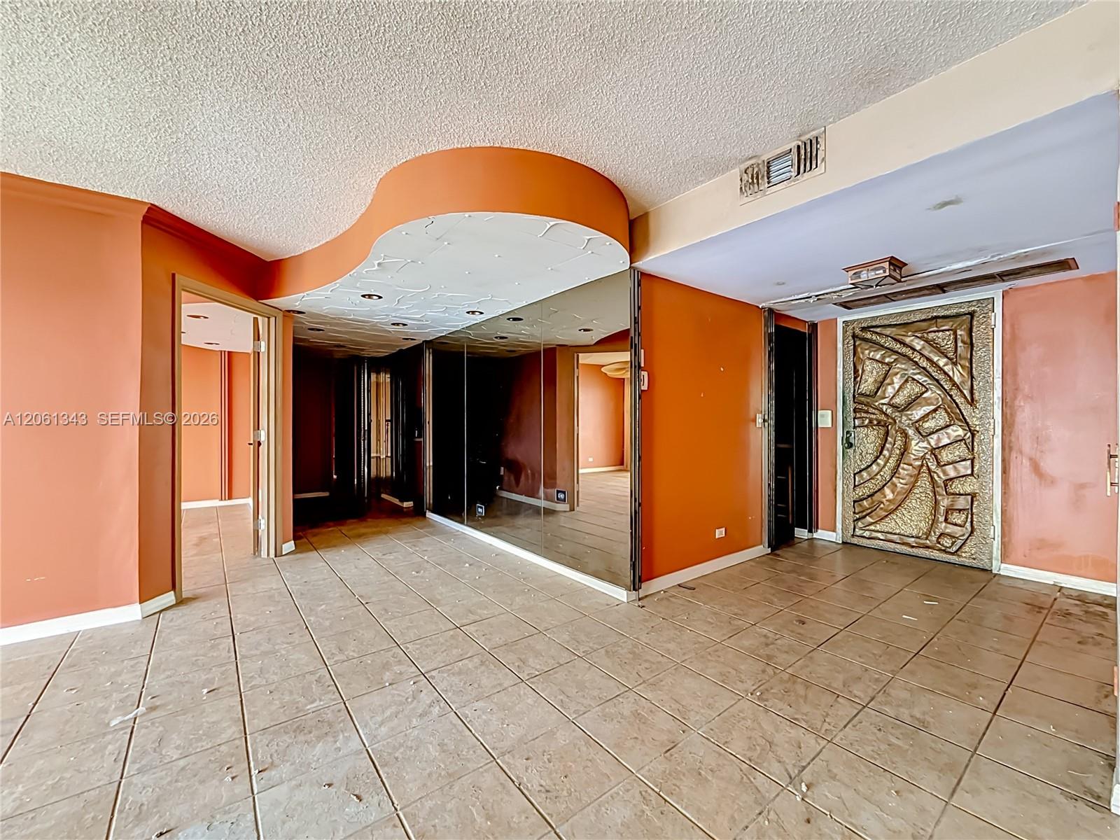 1800 NE 114th Street