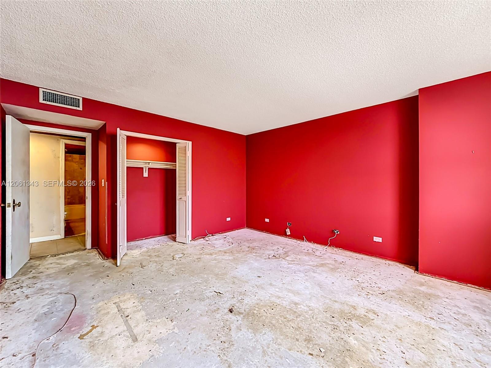 1800 NE 114th Street