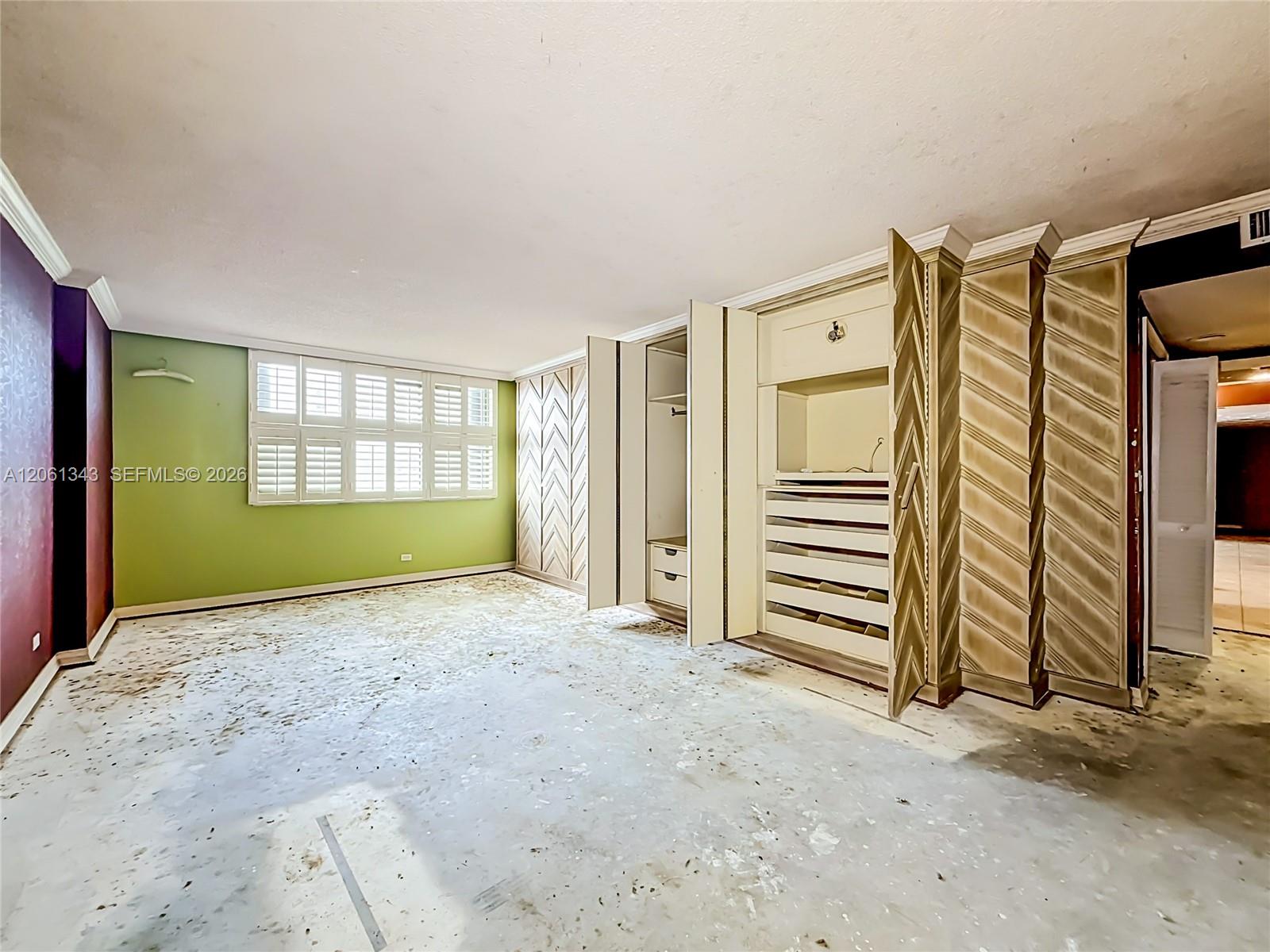 1800 NE 114th Street
