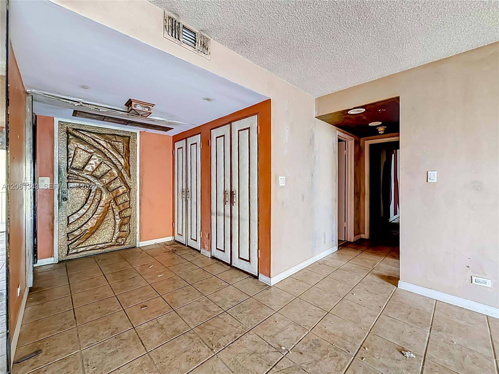 1800 NE 114th Street