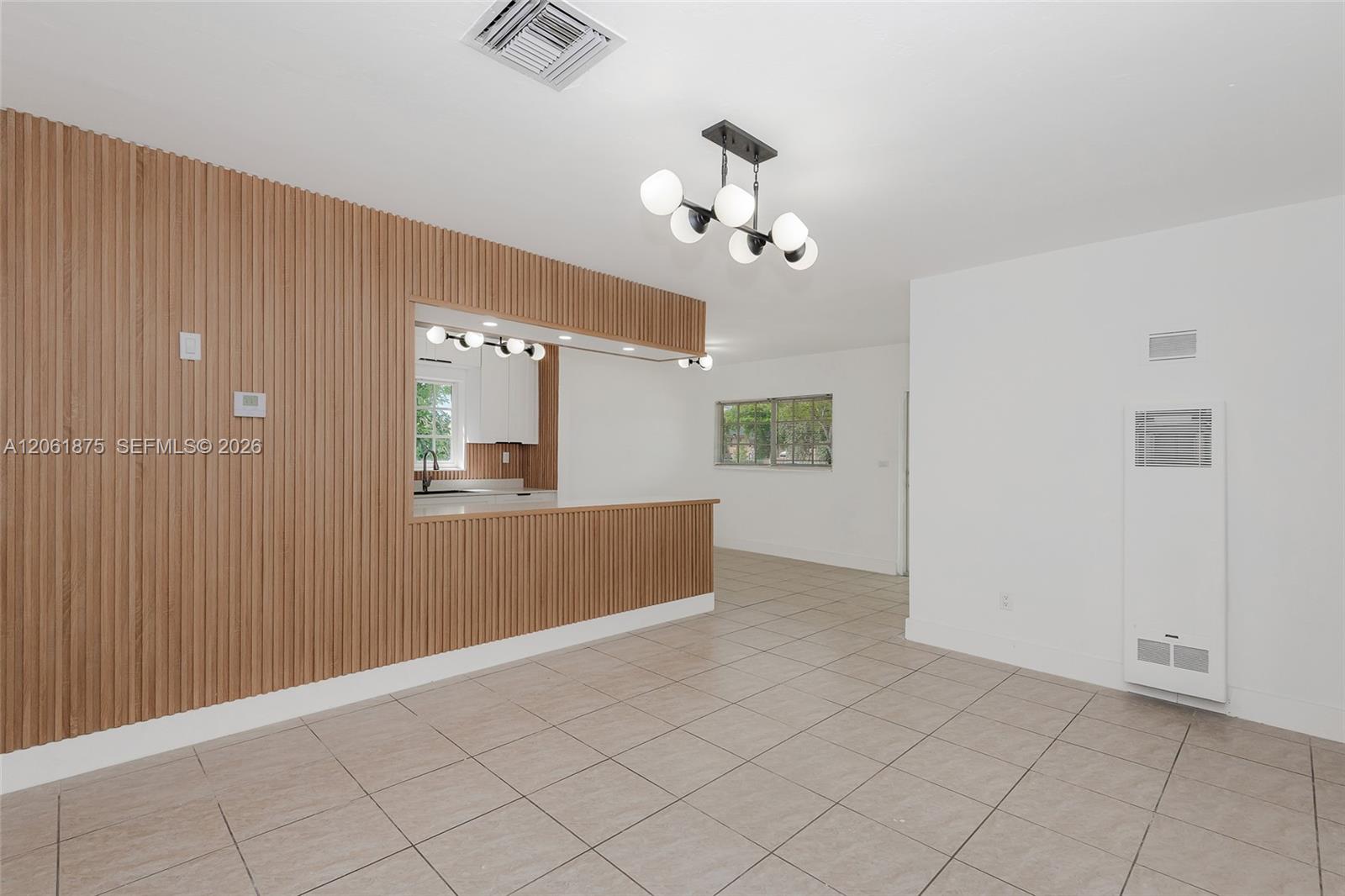 998 W 68th Street