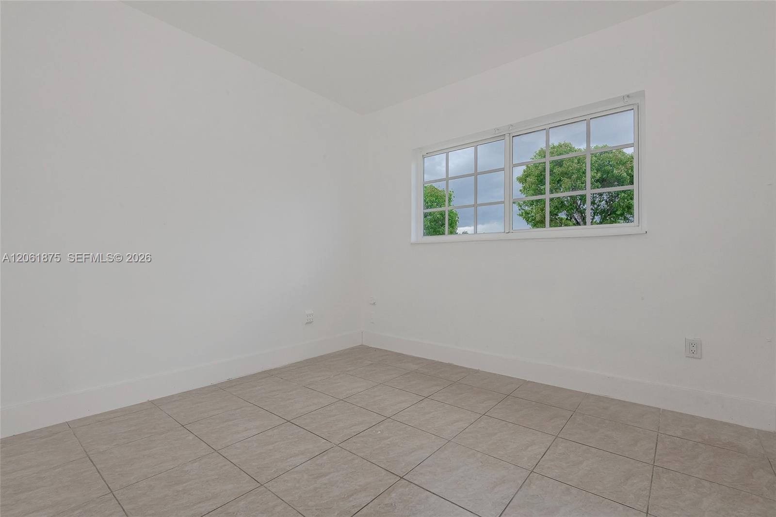 998 W 68th Street