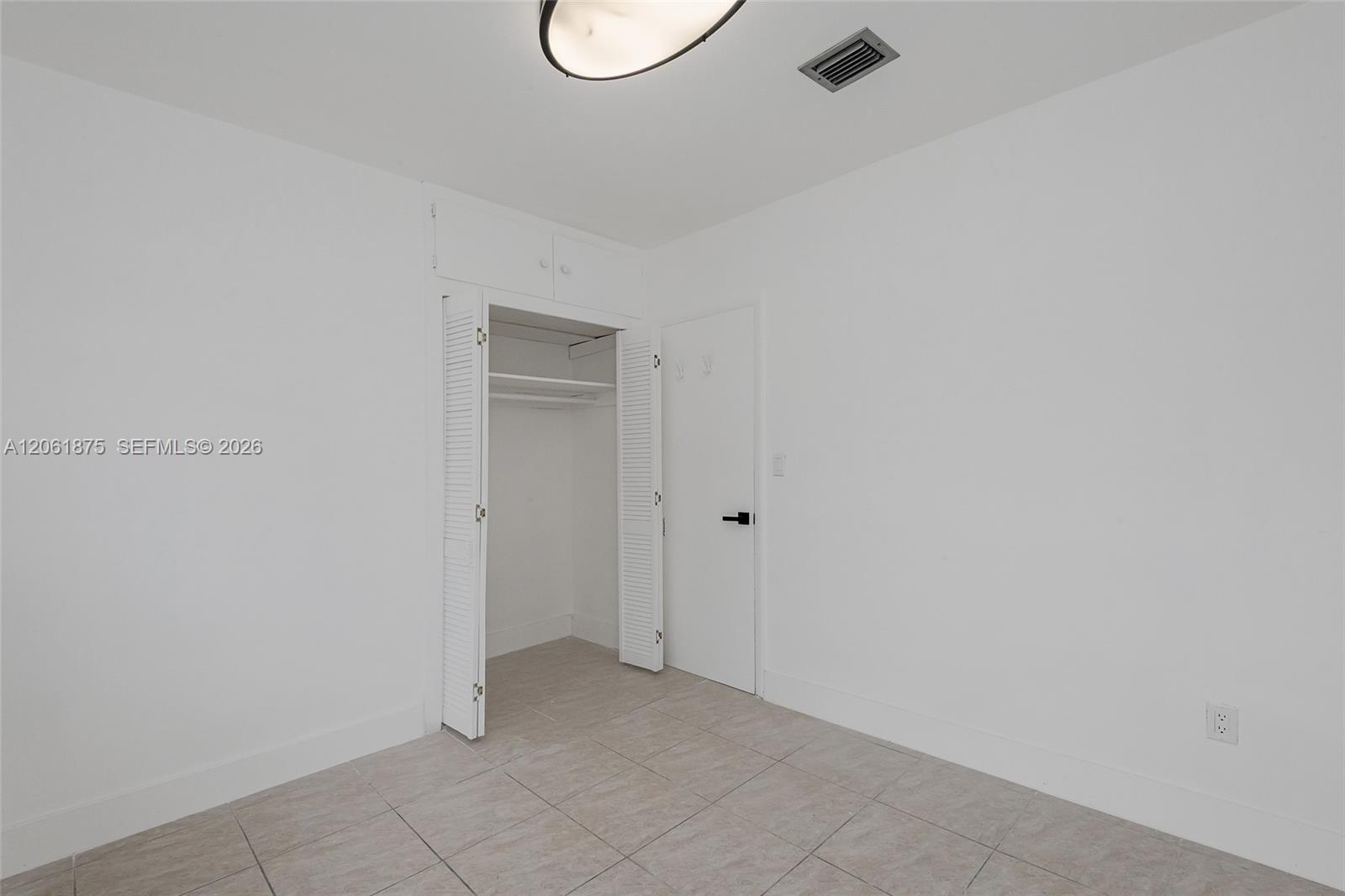 998 W 68th Street