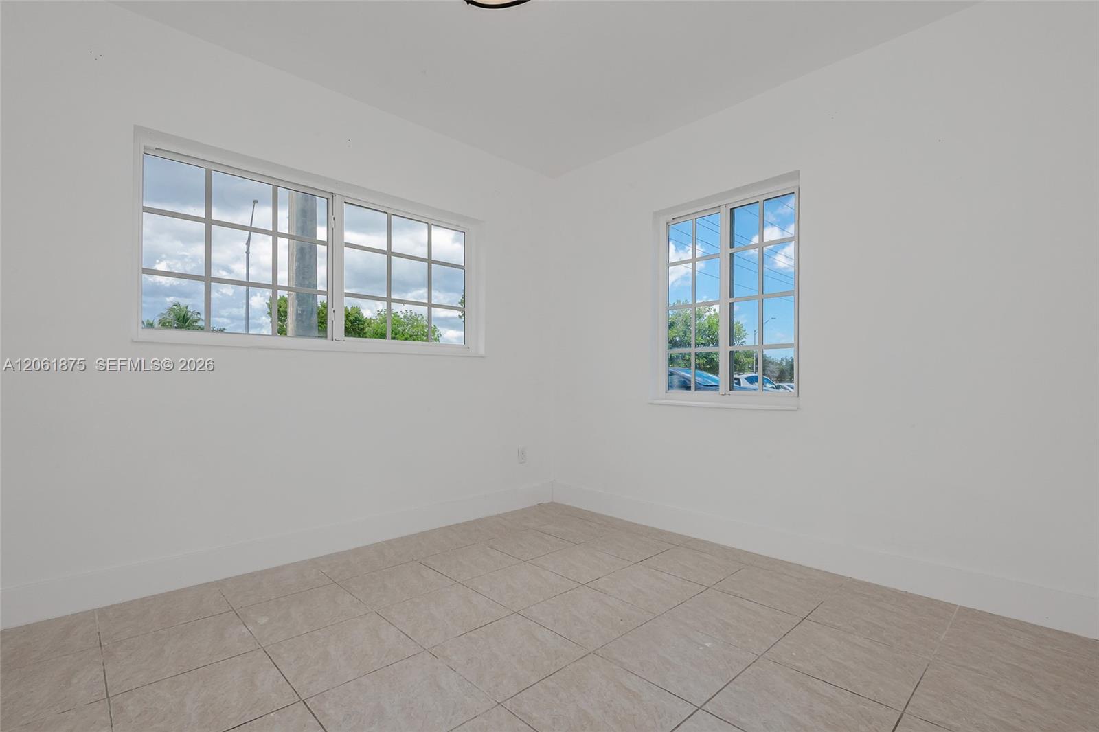 998 W 68th Street