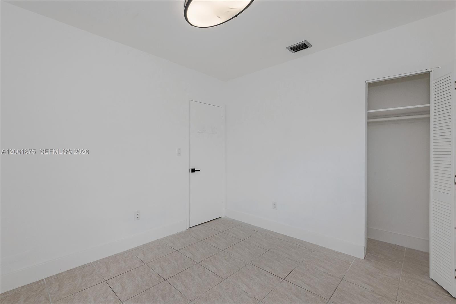 998 W 68th Street