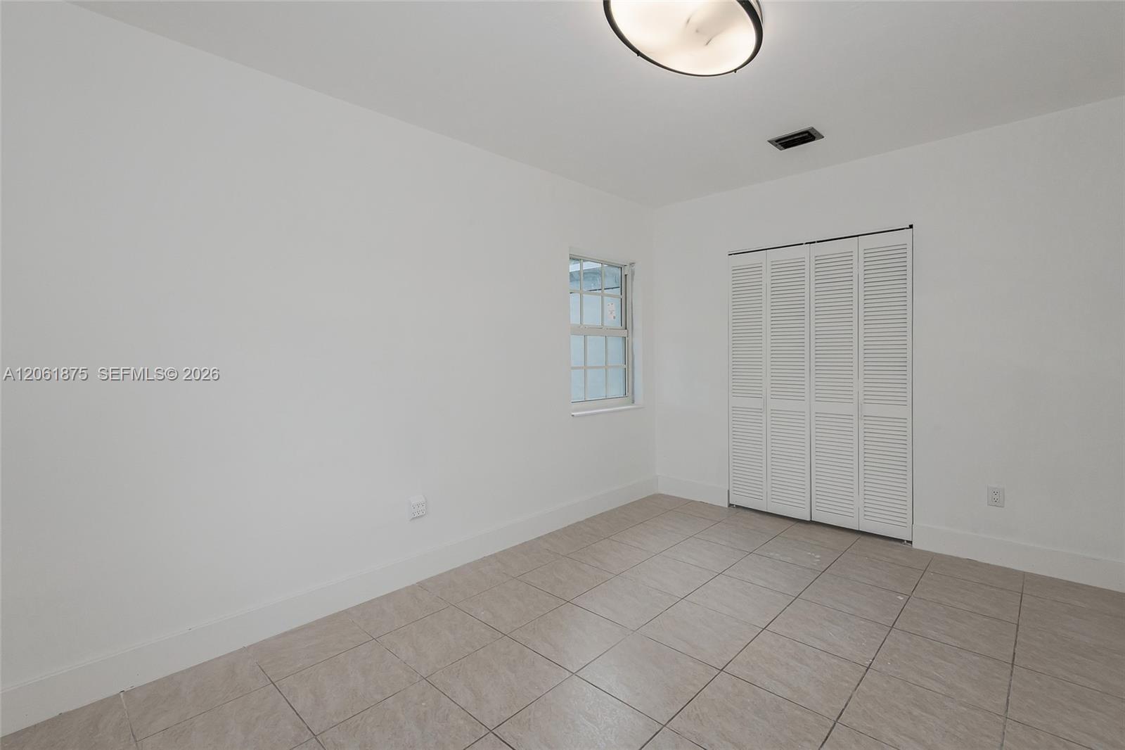 998 W 68th Street