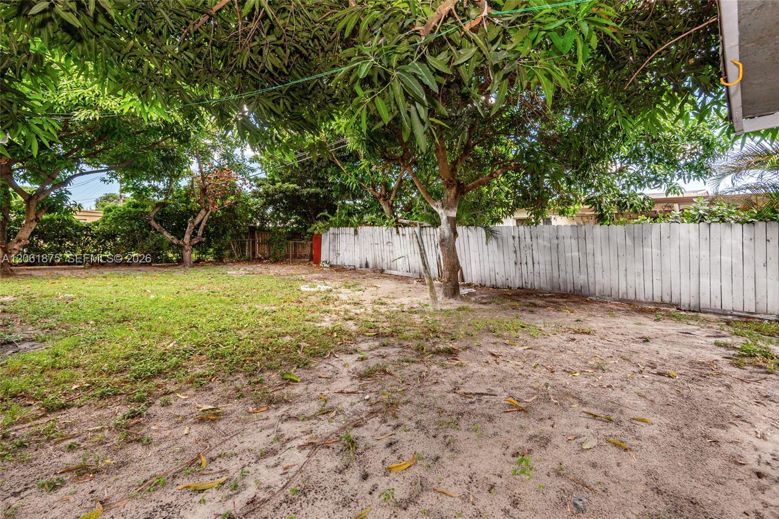 998 W 68th Street