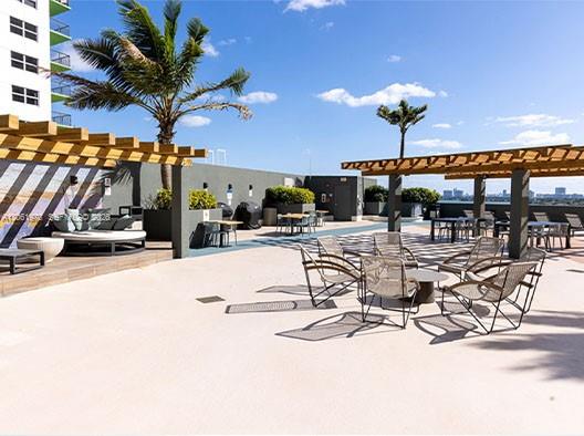 1750 N Bayshore Drive