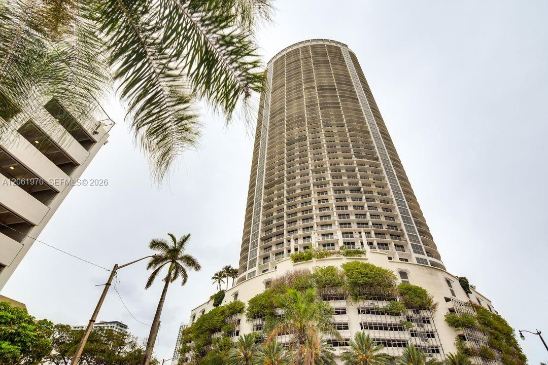 1750 N Bayshore Drive