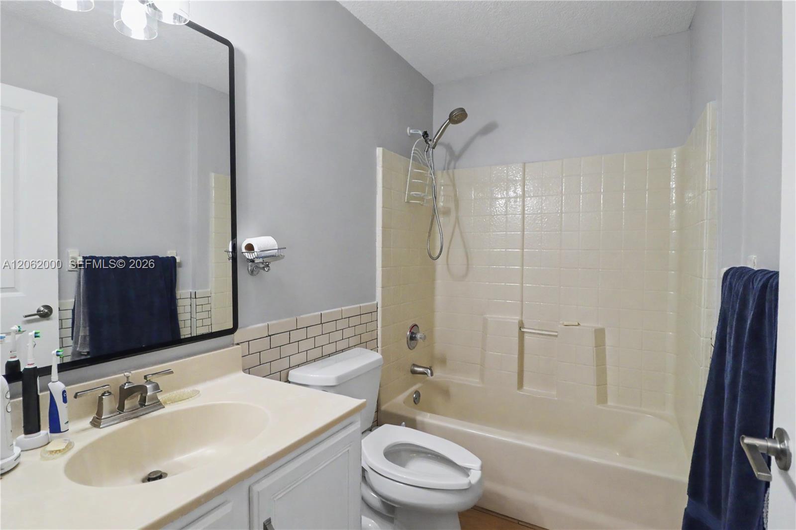 572 SE 18th Drive