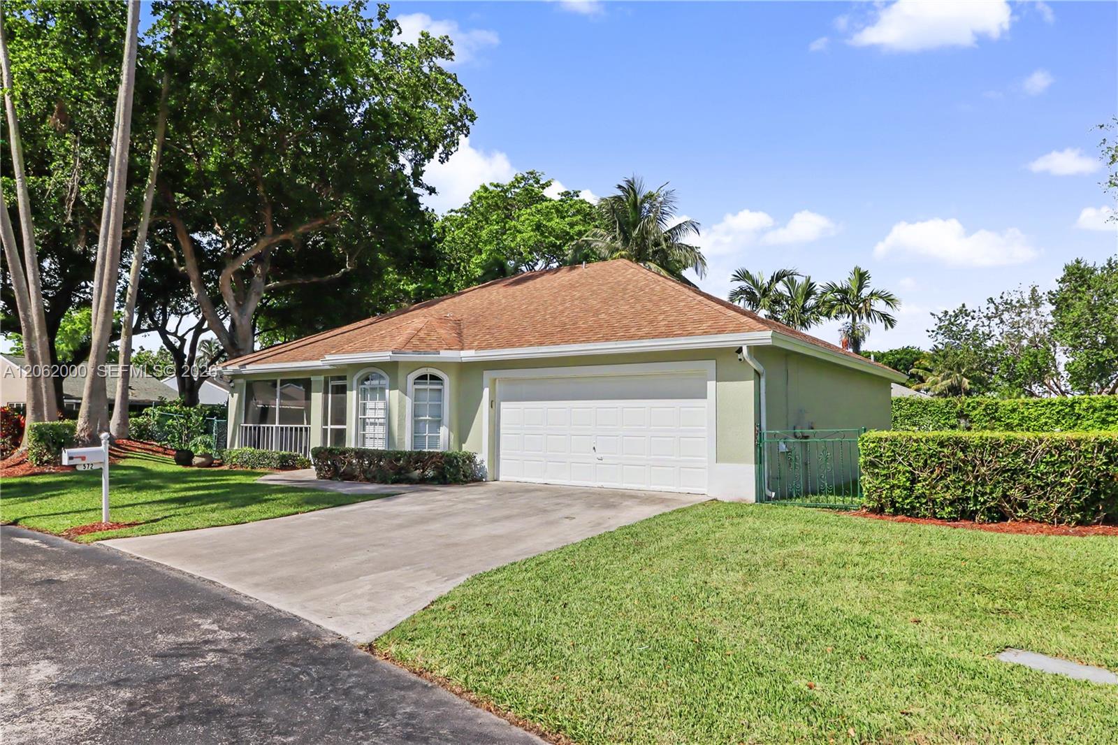572 SE 18th Drive