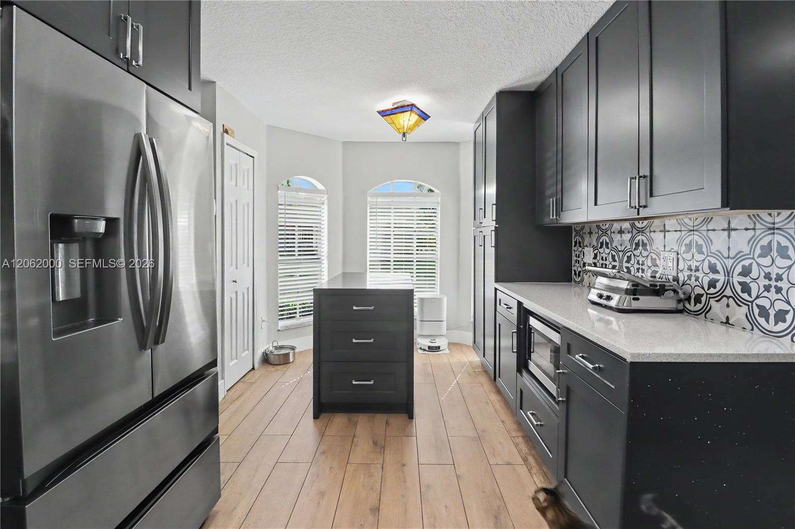 572 SE 18th Drive