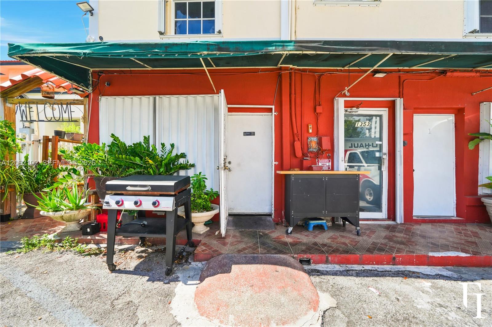 1353 SW 1st Street