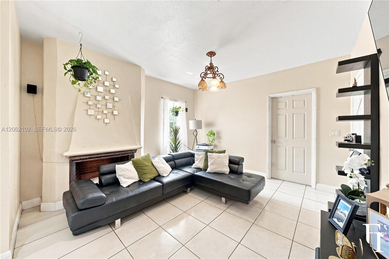 1353 SW 1st Street