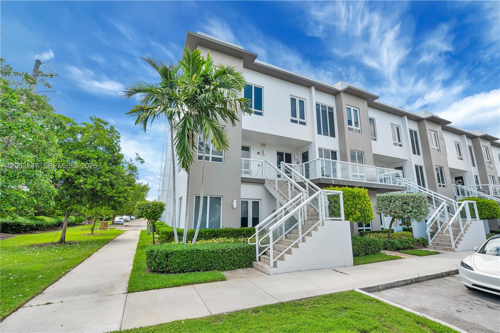 6310 NW 103rd Place