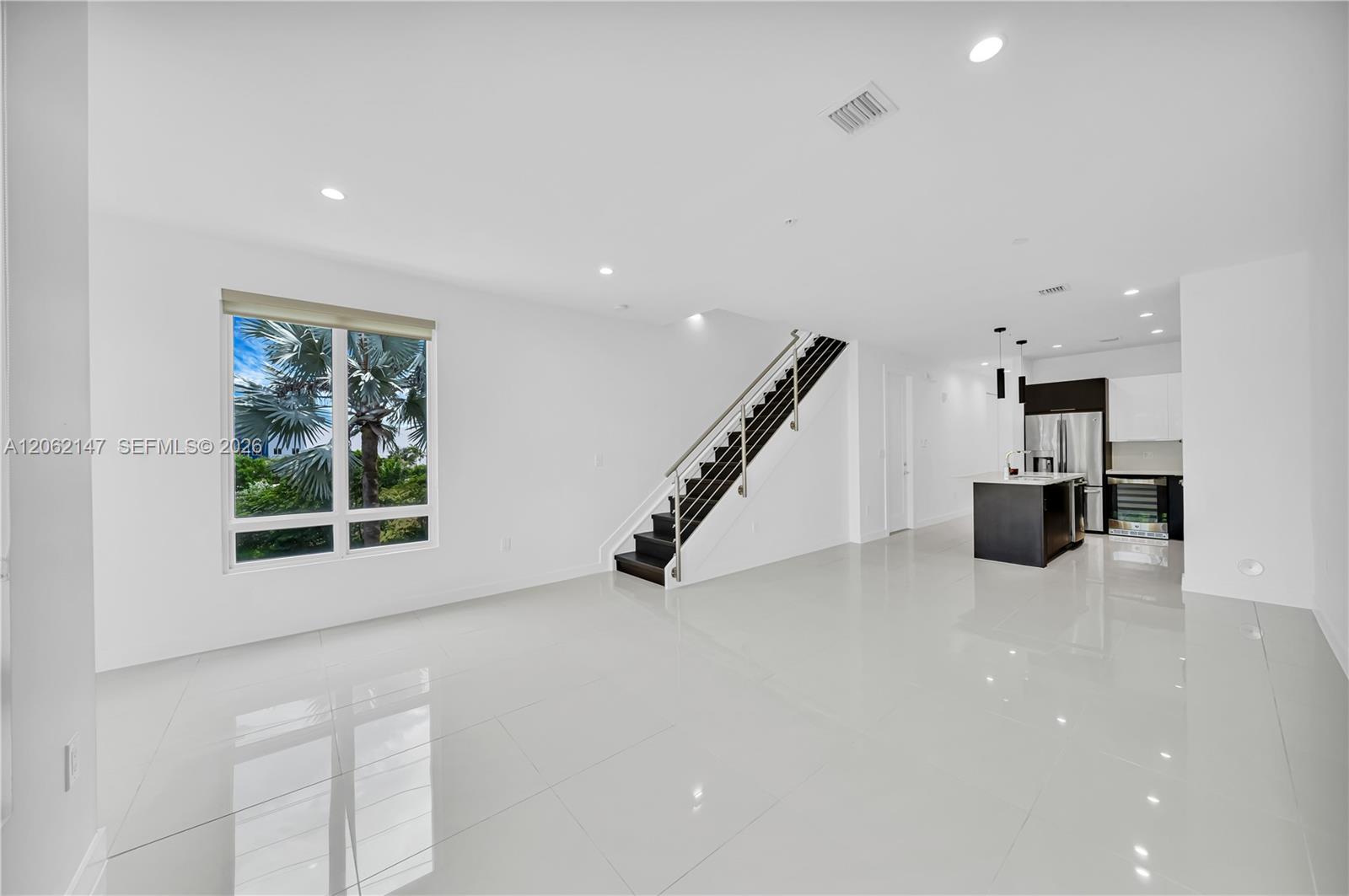 6310 NW 103rd Place