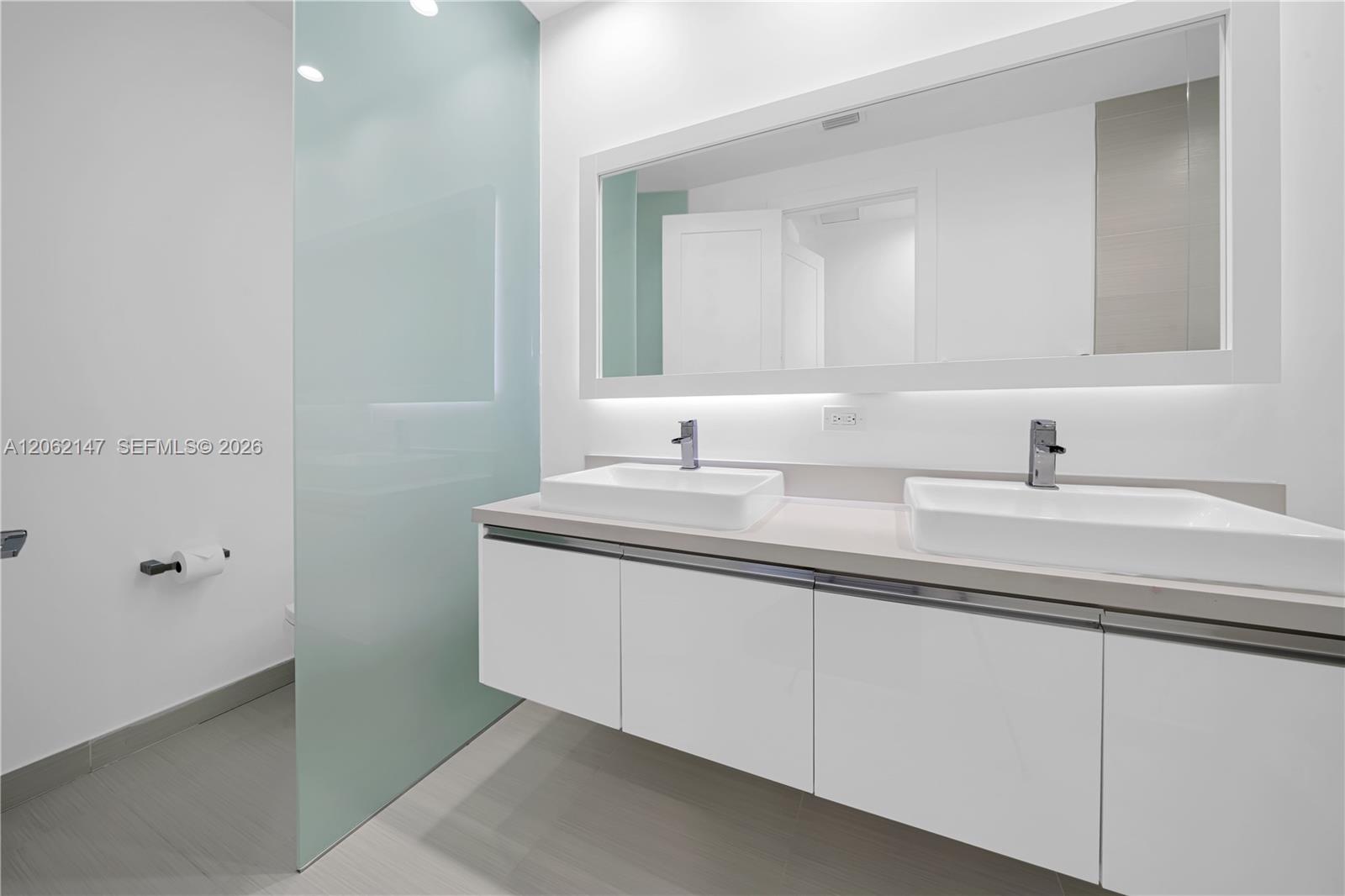 6310 NW 103rd Place