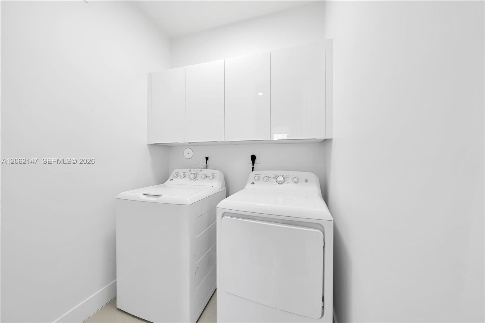6310 NW 103rd Place