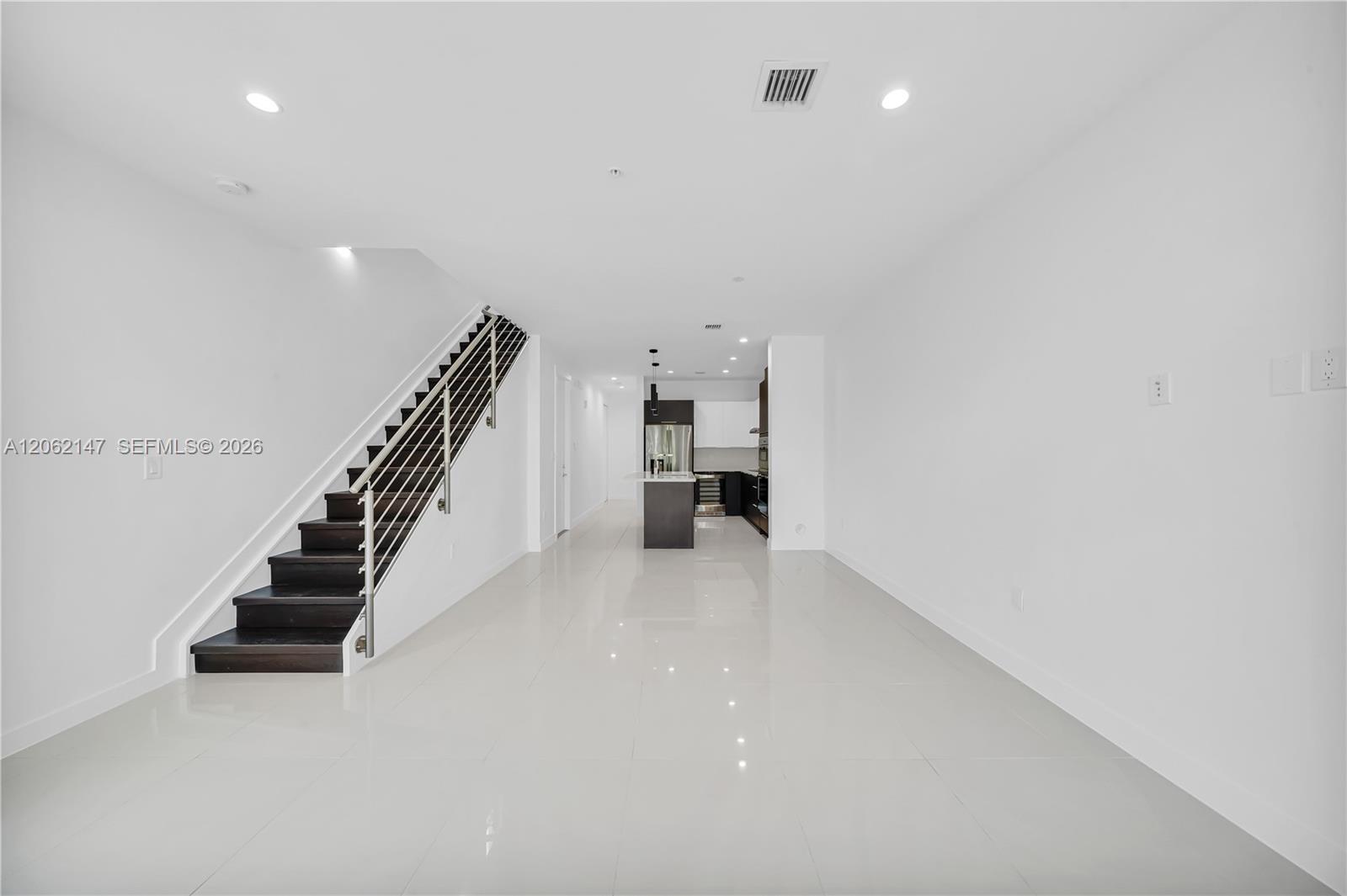 6310 NW 103rd Place