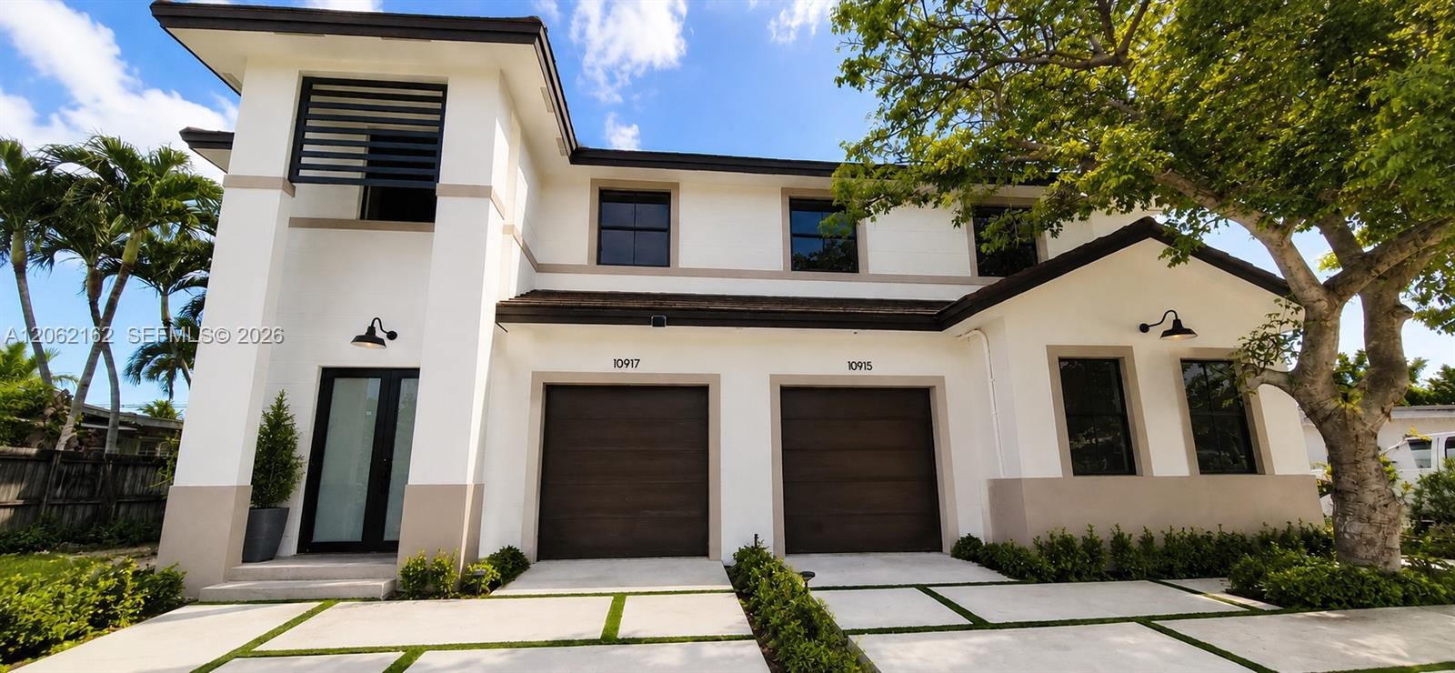 10915 SW 52nd Drive