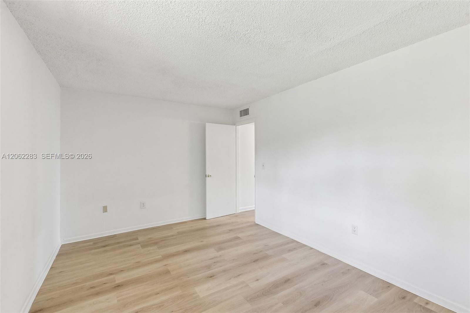1900 W 68th Street