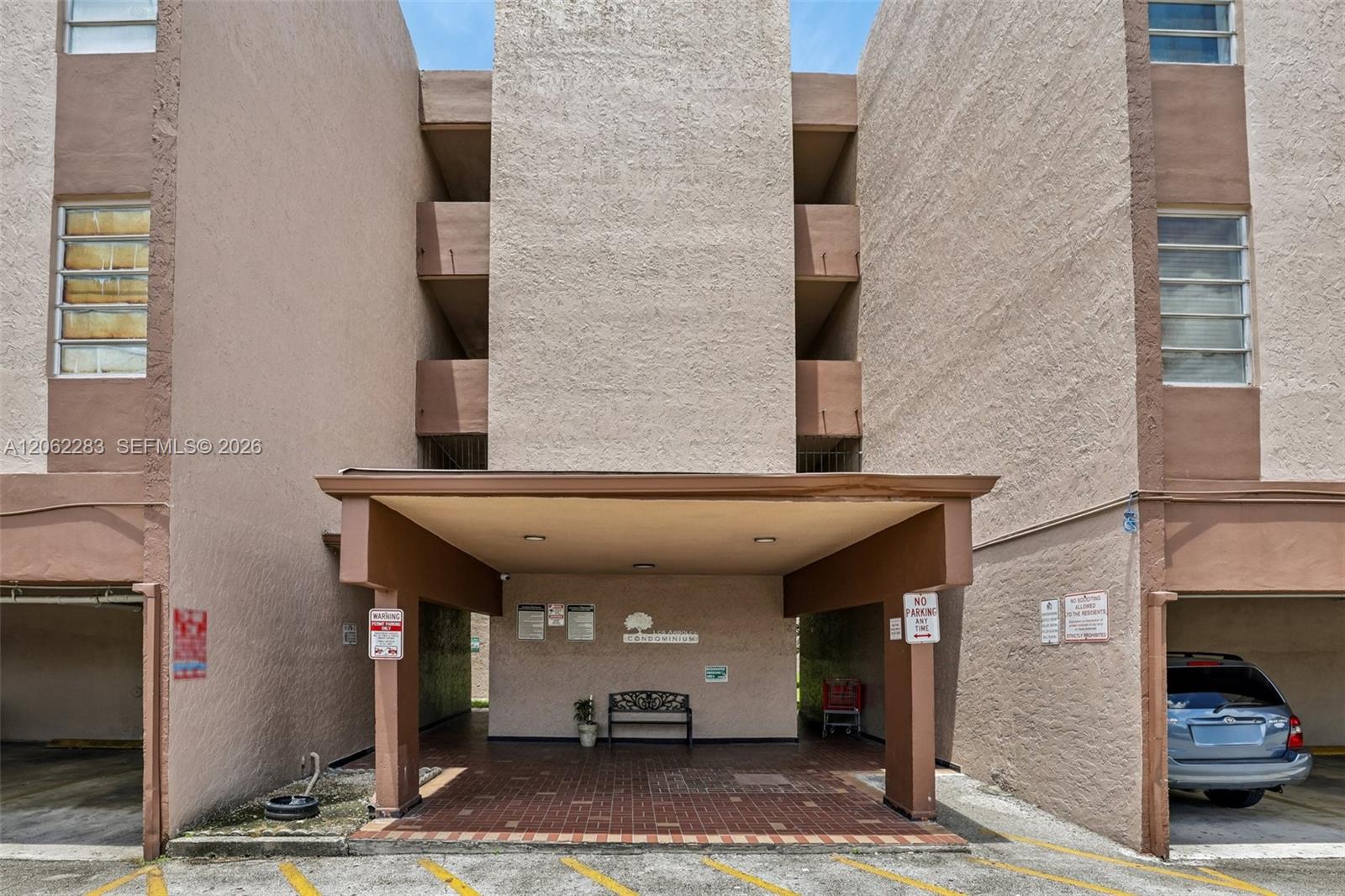 1900 W 68th Street