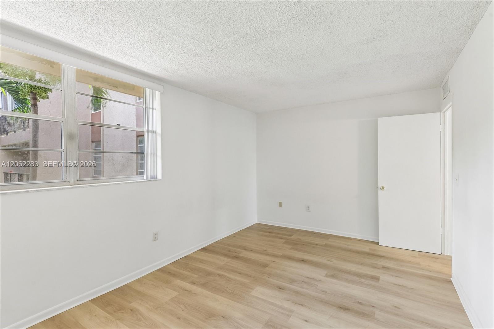 1900 W 68th Street